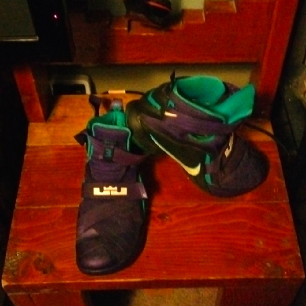 Iverson bb shoes